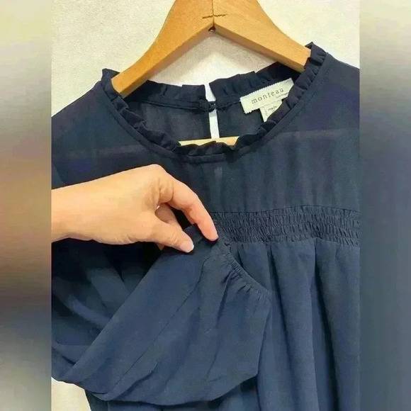 Monteau women’s navy blue long sleeve blouse with sheer top layer size medium - Picture 3 of 12